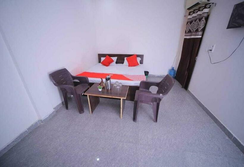 ホテル Oyo 91124  A S Palece