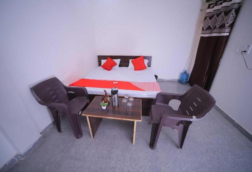 ホテル Oyo 91124  A S Palece