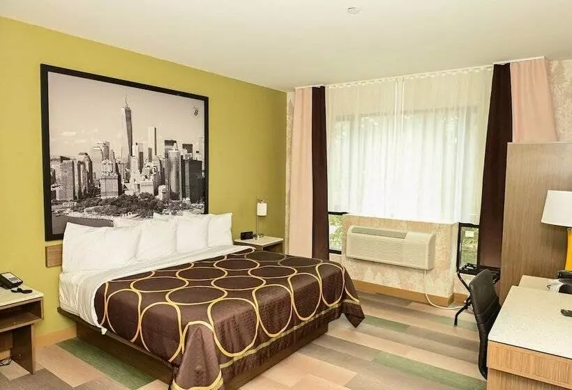 Hotelli Super 8 By Wyndham Bronx Near Botanical Garden