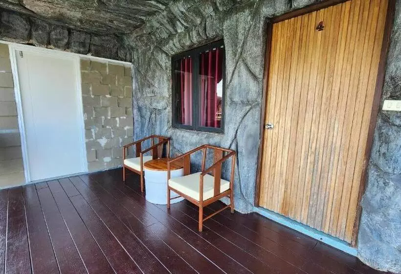 Lomakeskus บ้านไร่ วรรณ วาลย์ รีสอร์ท