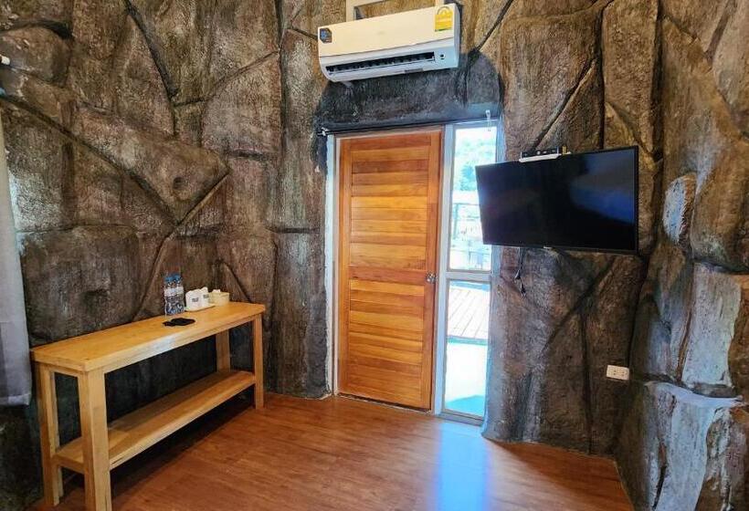 渡假胜地  บ้านไร่ วรรณ วาลย์ รีสอร์ท