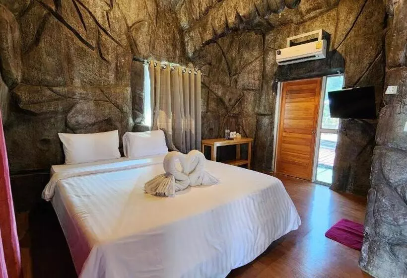 Lomakeskus บ้านไร่ วรรณ วาลย์ รีสอร์ท