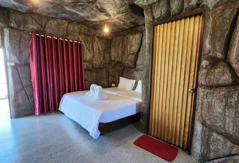 Lomakeskus บ้านไร่ วรรณ วาลย์ รีสอร์ท