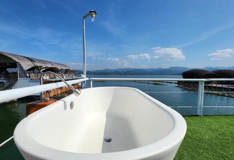 渡假胜地  บ้านไร่ วรรณ วาลย์ รีสอร์ท