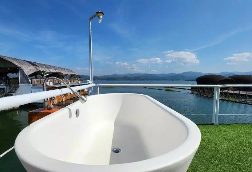 Lomakeskus บ้านไร่ วรรณ วาลย์ รีสอร์ท