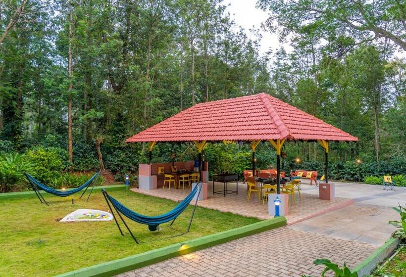 The Hosteller Chikmagalur