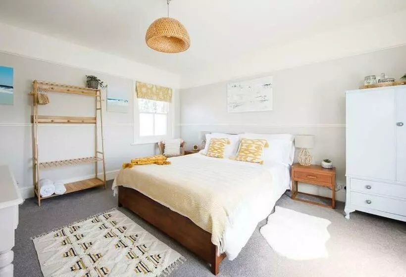 Retkeilymaja Deluxe King Room Gastro Pub In West Wittering