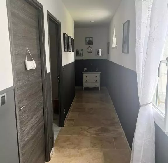 Aamiaismajoitus (B&B) Chez Saliha Et Serge