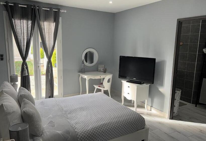 مبيت وإفطار Chez Saliha Et Serge