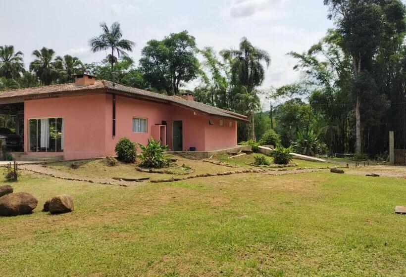 Bed & Breakfast Pousada Morretes Arraial