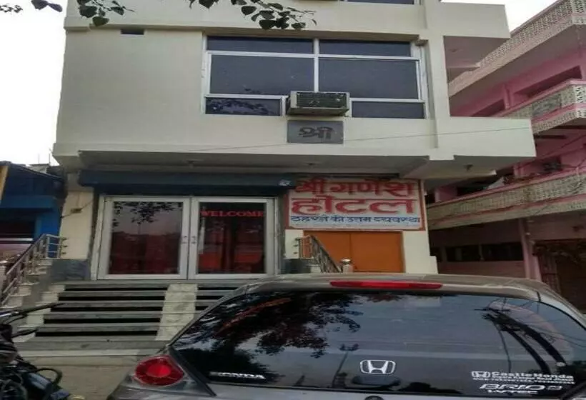 ホテル Shree Ganesh, Jhansi
