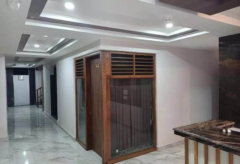 Golden Peaks Hotel & Restaurant