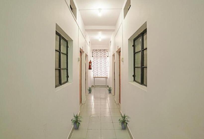 ホテル Spot On Sk Star