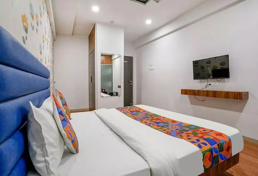 Fabhotel The Valentine   Udhna Road