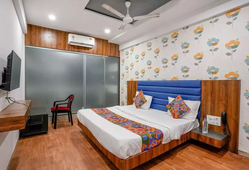 Fabhotel The Valentine   Udhna Road