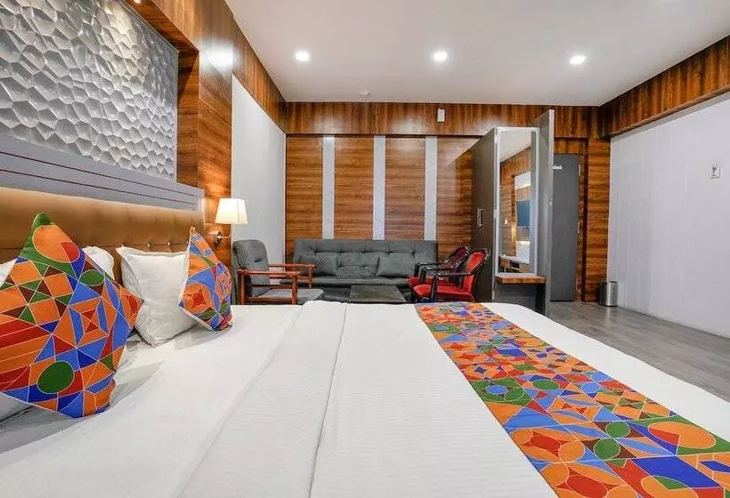 Fabhotel The Valentine   Udhna Road