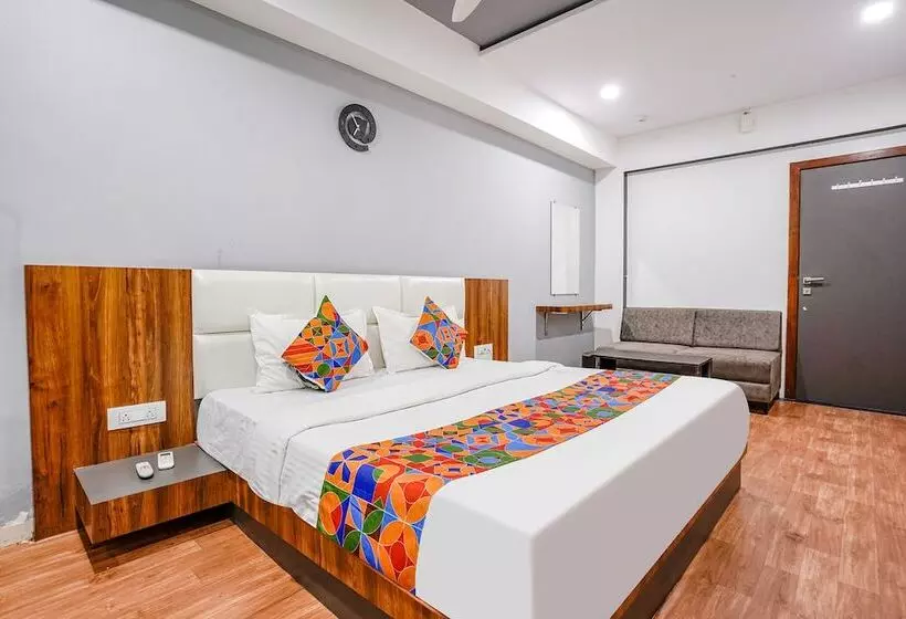 Fabhotel The Valentine   Udhna Road