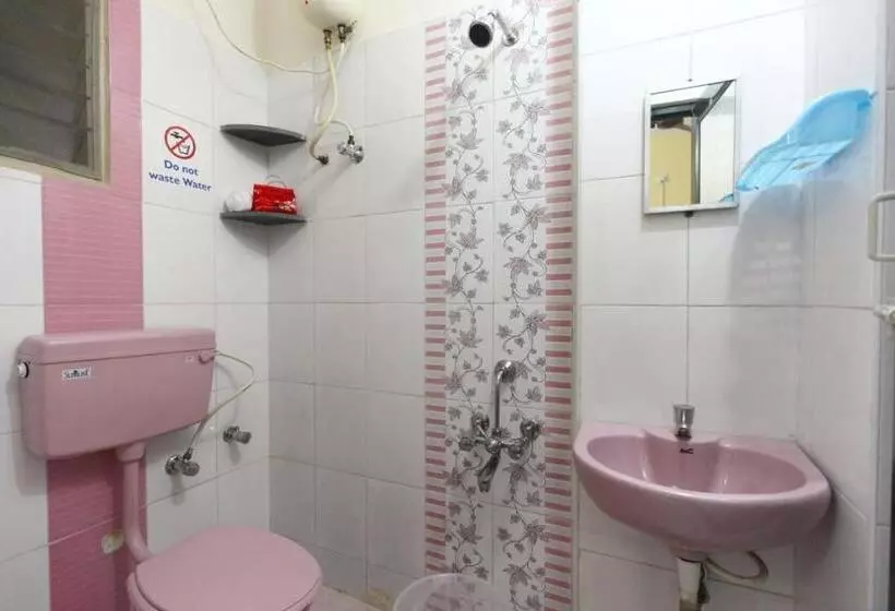 ホテル O Yazhini Service Apartment Near Jazz Cinemas Luxe