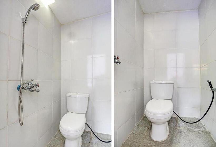 هتل Oyo 91773 Ab Homestay