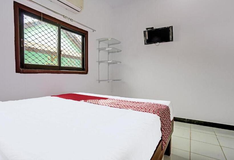 هتل Oyo 91773 Ab Homestay