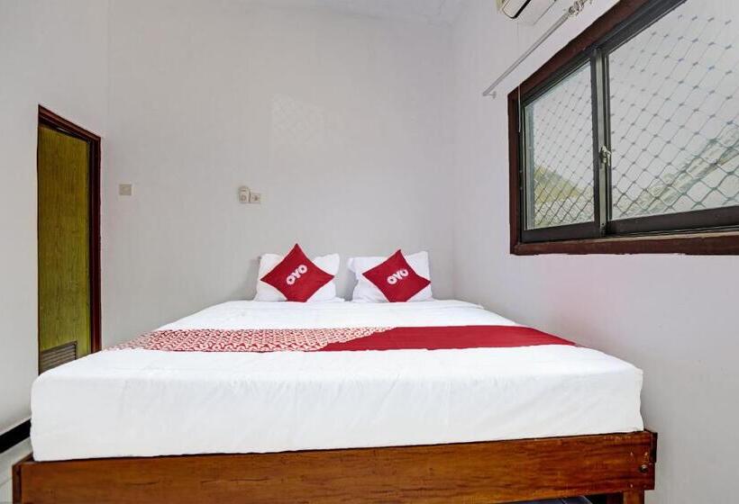 هتل Oyo 91773 Ab Homestay