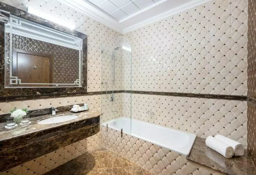 La Maison Hotel Doha