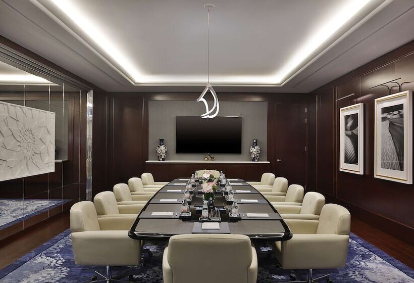 استراحتگاه Waldorf Astoria Doha Lusail