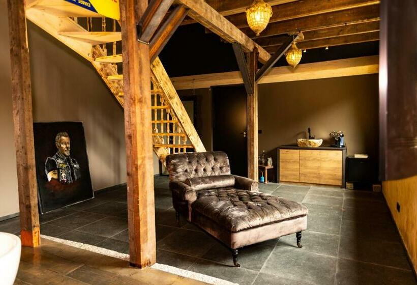 Vet   Bed & Breakfast