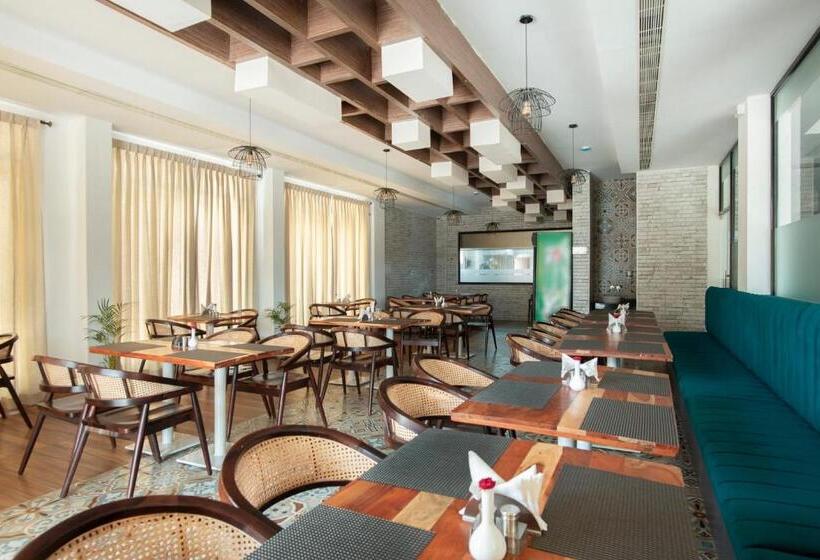 Отель The Coral Kanyakumari