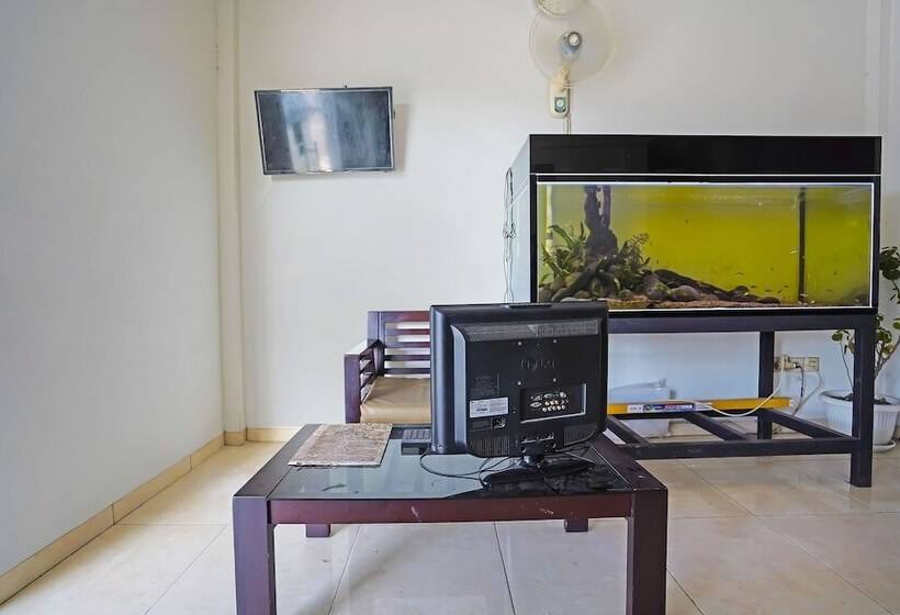 هتل Oyo 91746 Kost Sedati Syariah