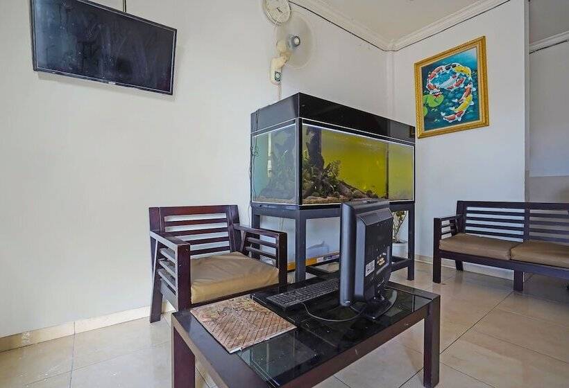 هتل Oyo 91746 Kost Sedati Syariah