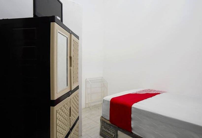 هتل Oyo 91746 Kost Sedati Syariah