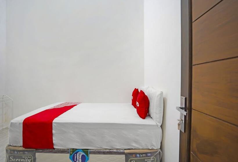 هتل Oyo 91746 Kost Sedati Syariah