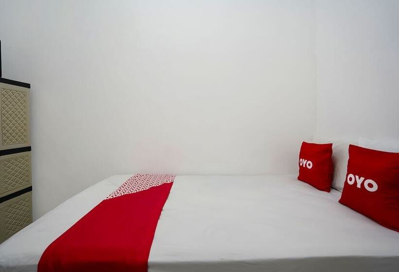 هتل Oyo 91746 Kost Sedati Syariah