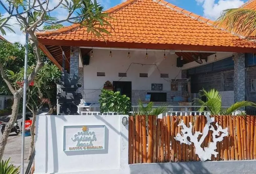 Aamiaismajoitus (B&B) Sarinah Beach   Bistro & Bungalow