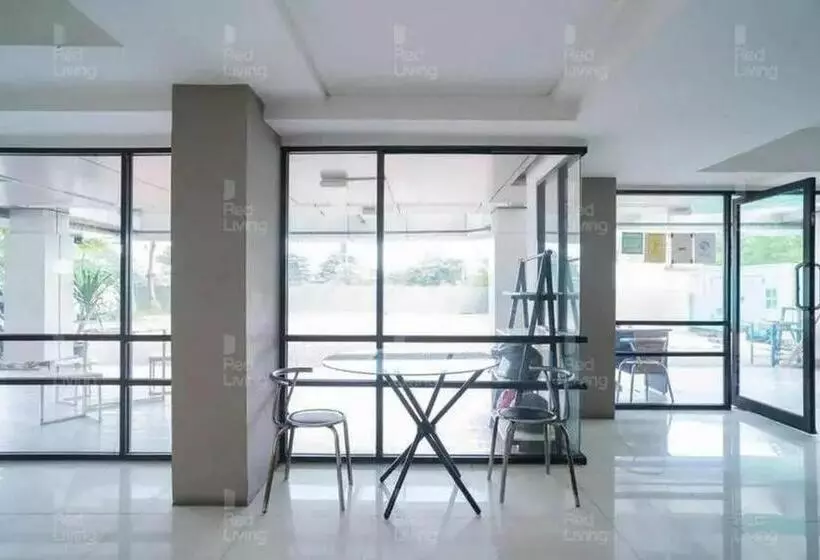 ホテル Redliving Apartemen 19 Avenue   Amanah Room