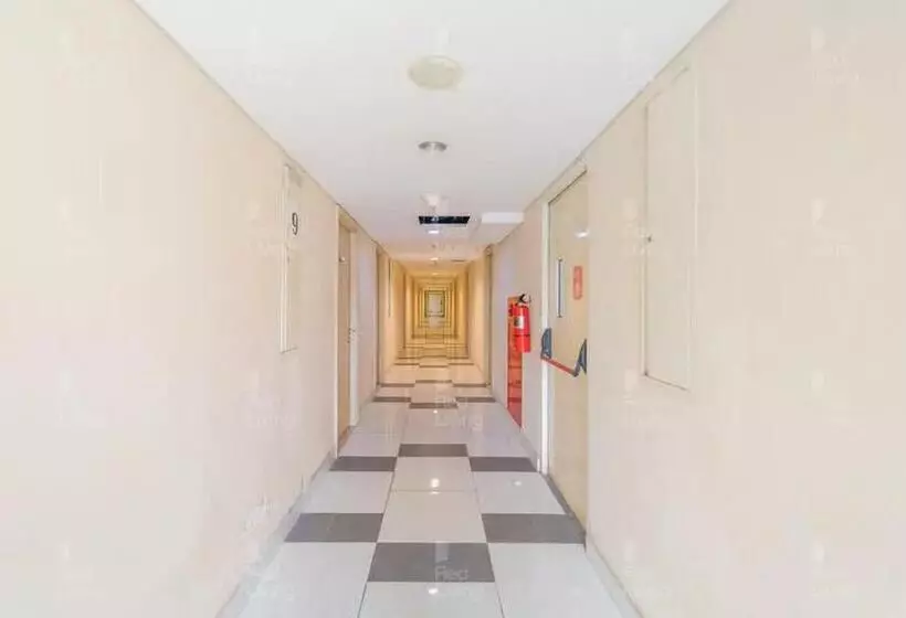 ホテル Redliving Apartemen 19 Avenue   Amanah Room