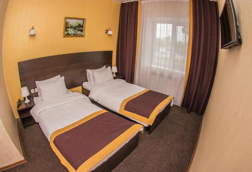 בית מלון כפרי Bestzuro