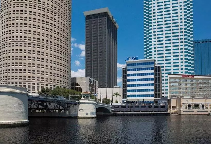 ホテル Aloft Tampa Downtown