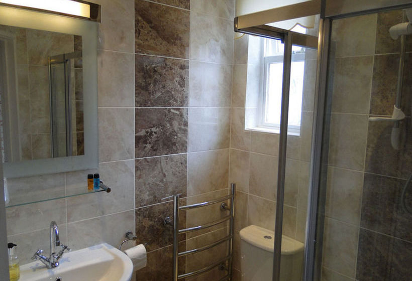 בית מלון כפרי Avenue Park Guest House