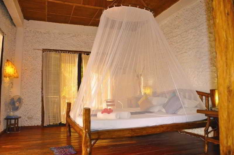 호텔 Balinghai Beach Resort