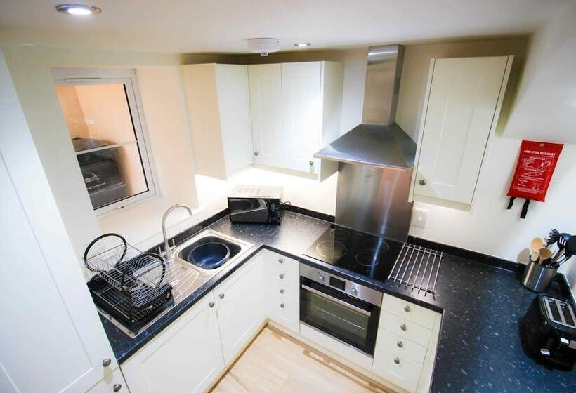 호텔 Blorenge House