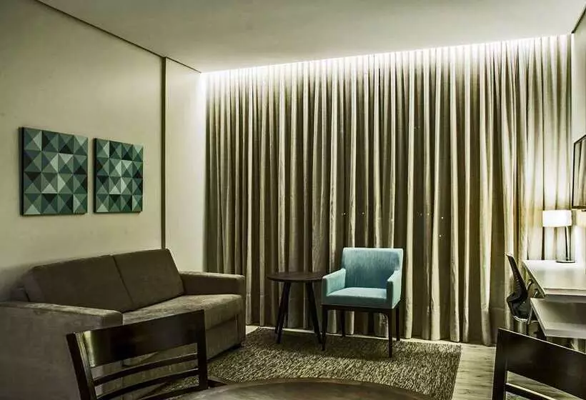 Comfort Hotel & Suítes Rondonópolis