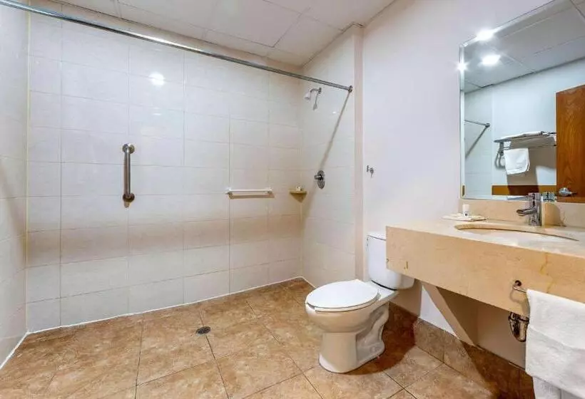هتل Comfort Inn Chihuahua