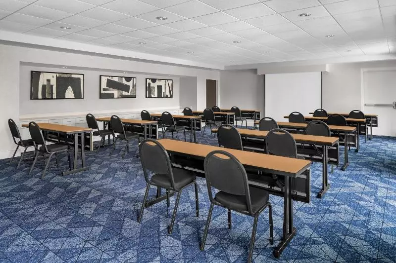ホテル Courtyard By Marriott Charleston Summerville
