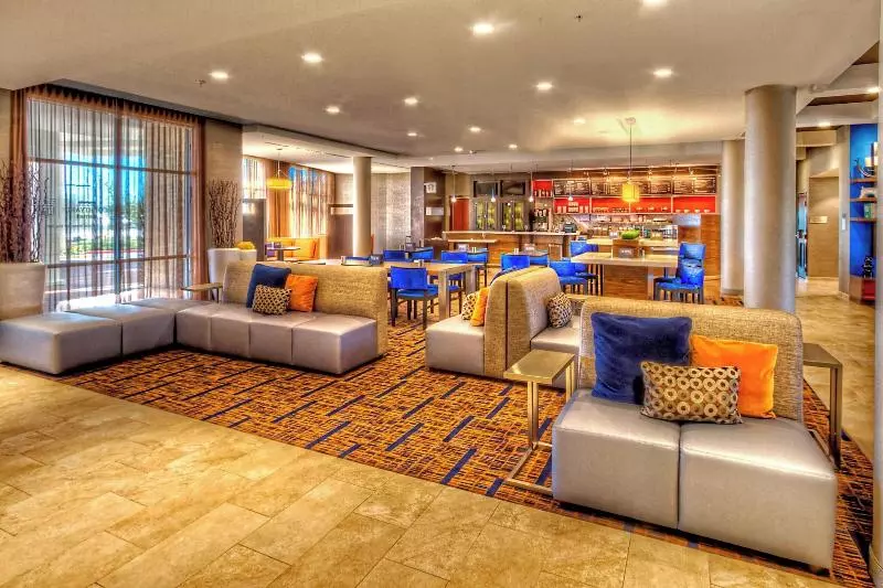 Hotelli Courtyard By Marriott San Marcos