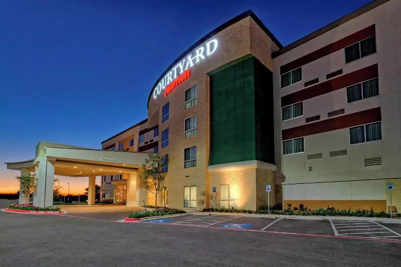 Hotelli Courtyard By Marriott San Marcos