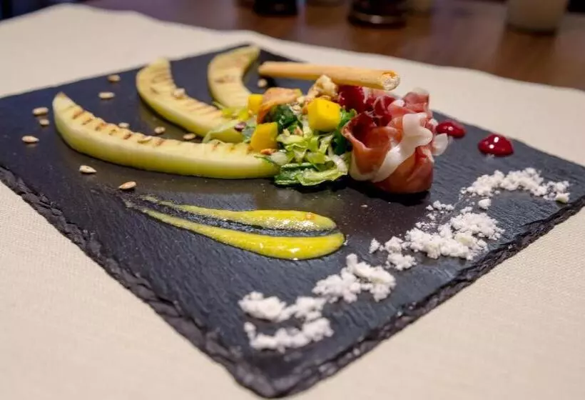 Отель Desilva Premium Opole