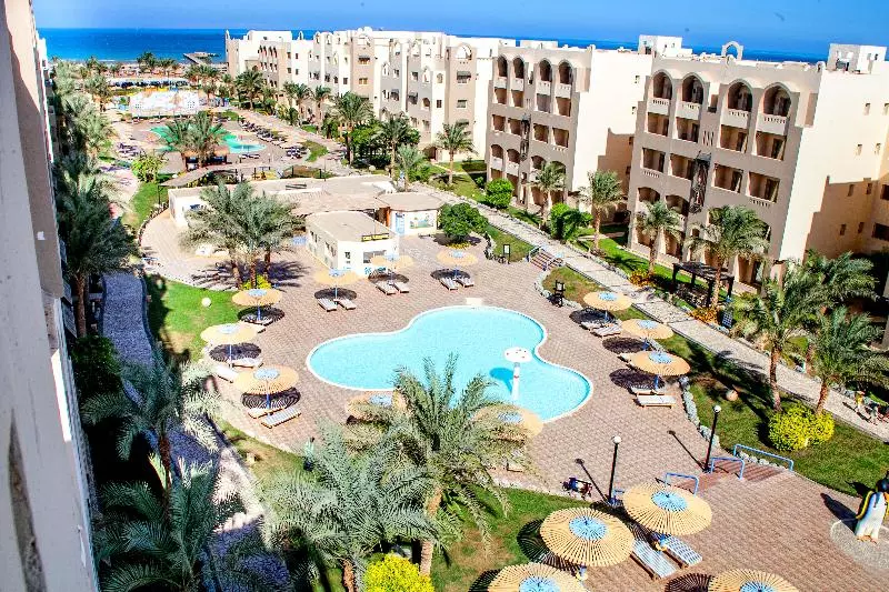 هتل El Karma Beach Resort & Aqua Park - Hurghada