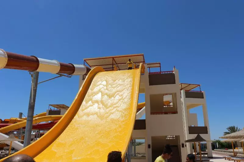 هتل El Karma Beach Resort & Aqua Park - Hurghada